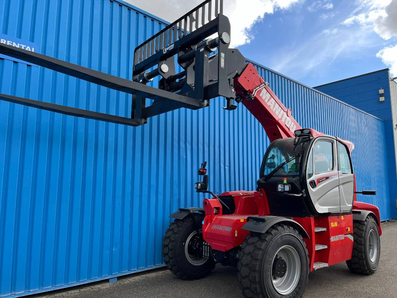 Manitou MHT 10135 - Chariot télescopique: photos 3 Manitou MHT 10135 - Chariot télescopique: photos 3