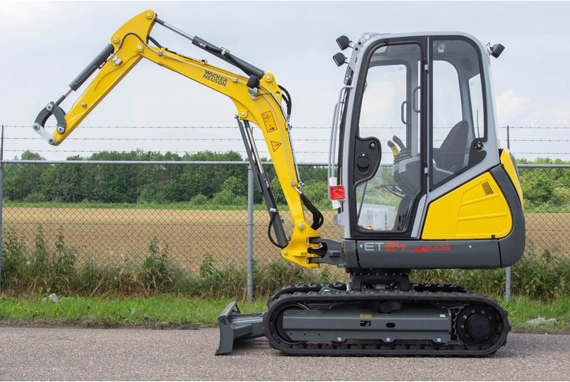 WACKER NEUSON ET24 - Mini pelle: photos 1 WACKER NEUSON ET24 - Mini pelle: photos 1