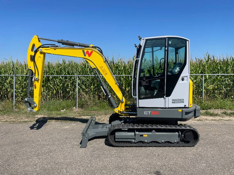 WACKER NEUSON ET35 - Mini pelle: photos 1 WACKER NEUSON ET35 - Mini pelle: photos 1