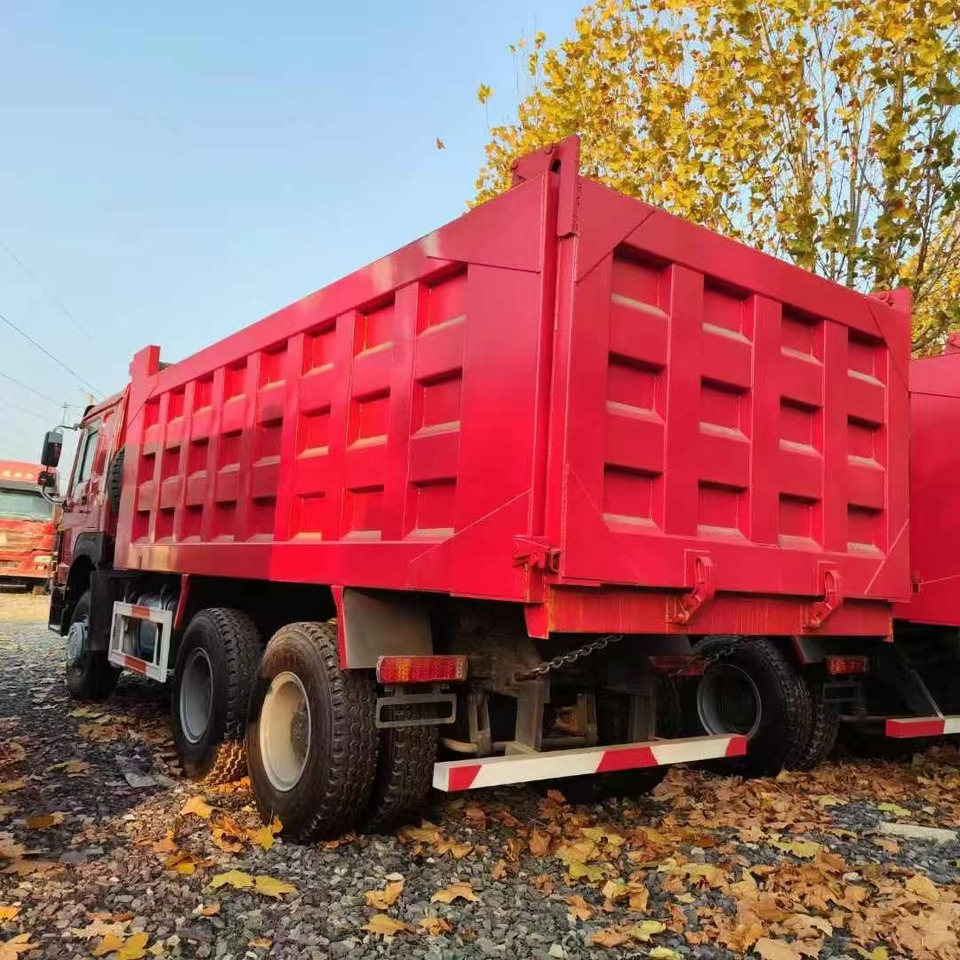 HOWO - Camion benne: photos 4 HOWO - Camion benne: photos 4