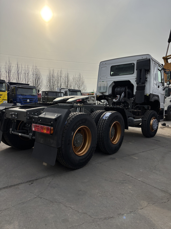 HOWO - Tracteur routier: photos 4 HOWO - Tracteur routier: photos 4