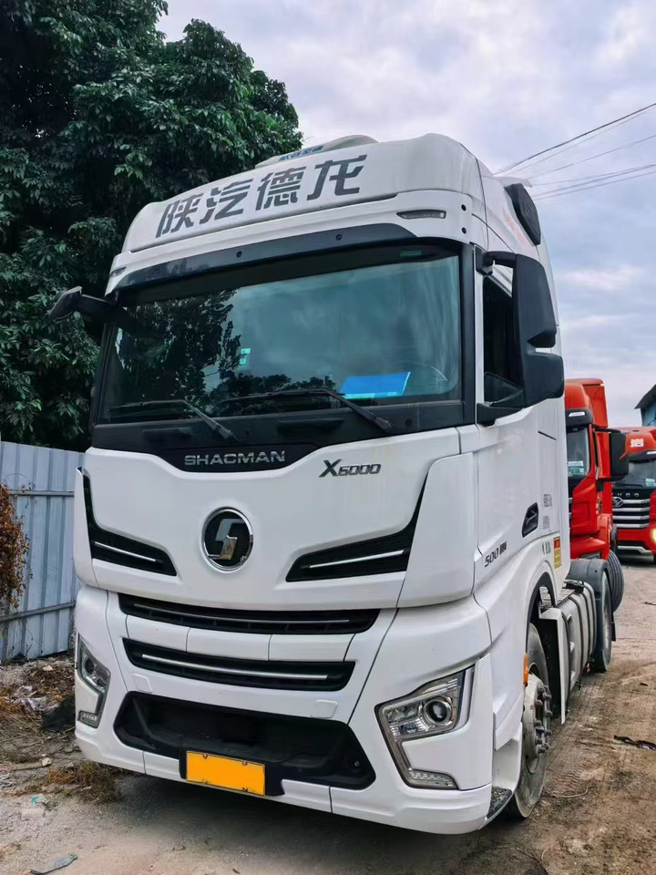 SHACMAN X6000 - Tracteur routier: photos 4 SHACMAN X6000 - Tracteur routier: photos 4