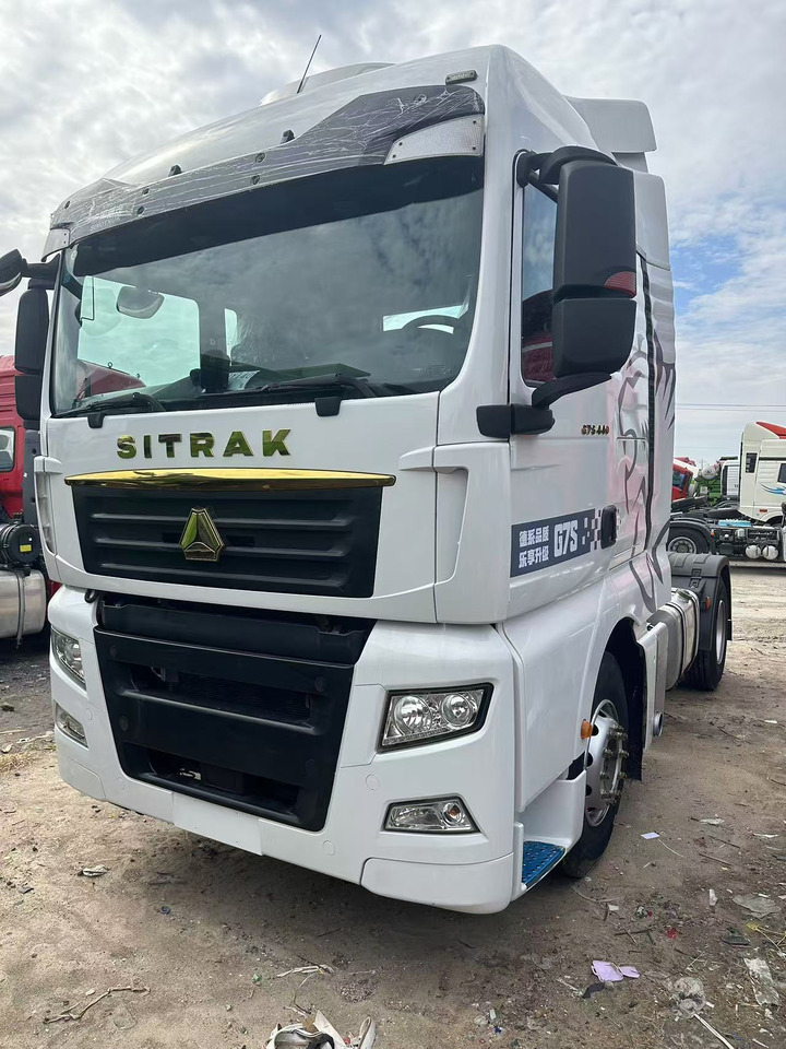 SITRAK - Tracteur routier: photos 1 SITRAK - Tracteur routier: photos 1