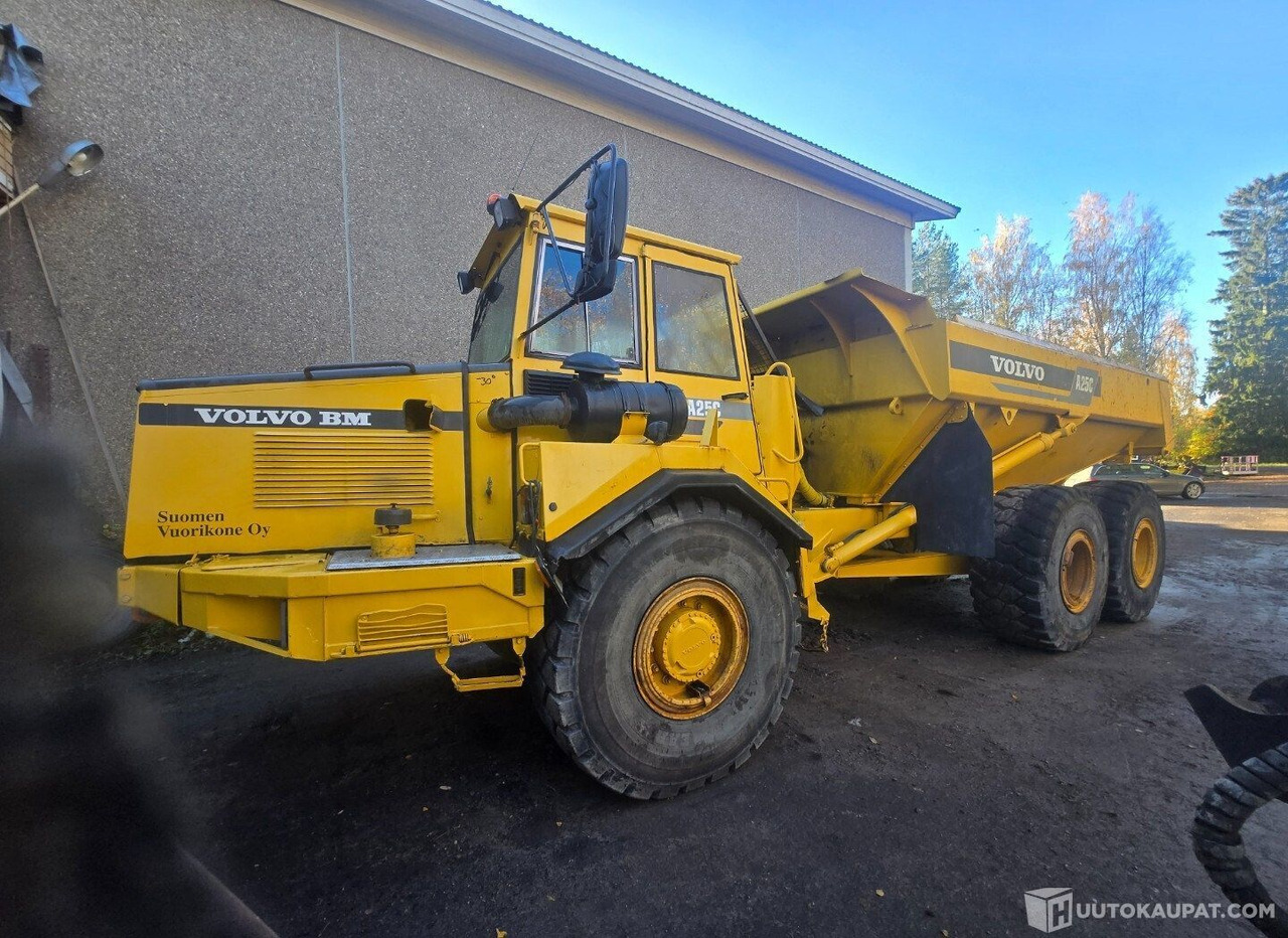 Volvo A25c6.7 6x6 dumpperi, 25545h, 1998, Kurikka - Autre matériel: photos 1 Volvo A25c6.7 6x6 dumpperi, 25545h, 1998, Kurikka - Autre matériel: photos 1