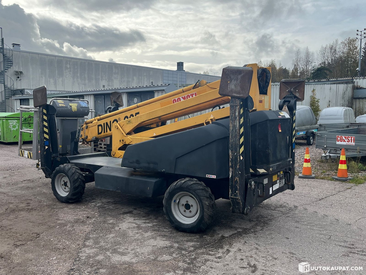 Dino 205RXT, Kuukulkija henkilönostin, Kymppi voimassa vuoteen 2029, Korjattavaksi, 2005, Vantaa - Nacelle sur remorque: photos 3 Dino 205RXT, Kuukulkija henkilönostin, Kymppi voimassa vuoteen 2029, Korjattavaksi, 2005, Vantaa - Nacelle sur remorque: photos 3