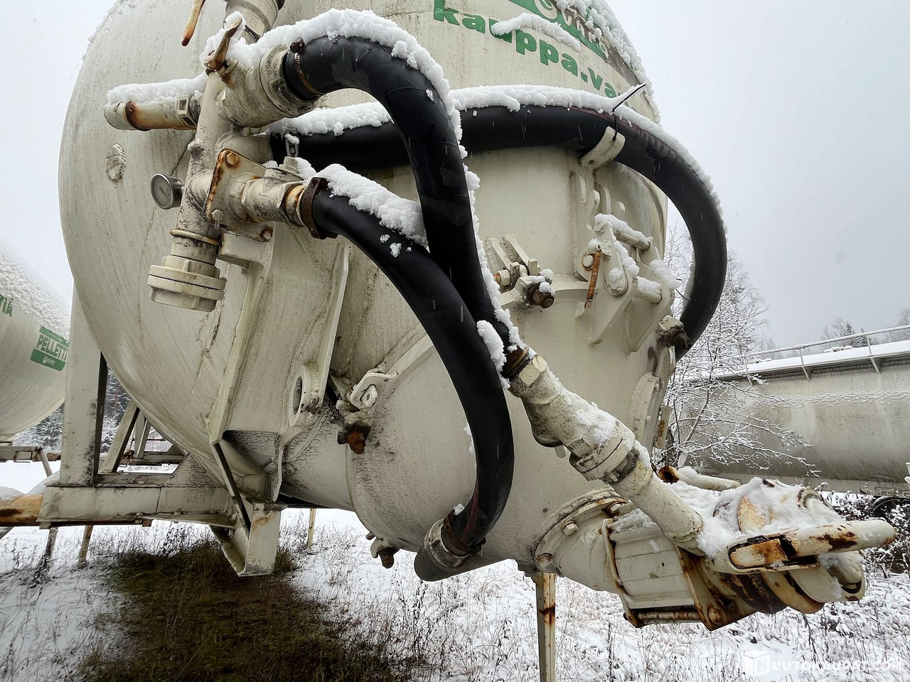 Skid-mounted bulk tank, Jämsä - Conteneur citerne: photos 2 Skid-mounted bulk tank, Jämsä - Conteneur citerne: photos 2