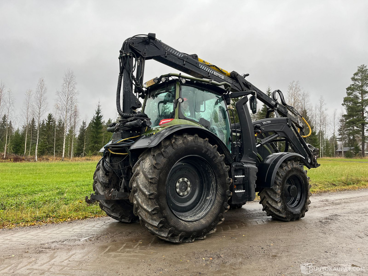 Valtra T 195 Versu ja Cranab vm.2021, Virrat - Tracteur agricole: photos 5 Valtra T 195 Versu ja Cranab vm.2021, Virrat - Tracteur agricole: photos 5