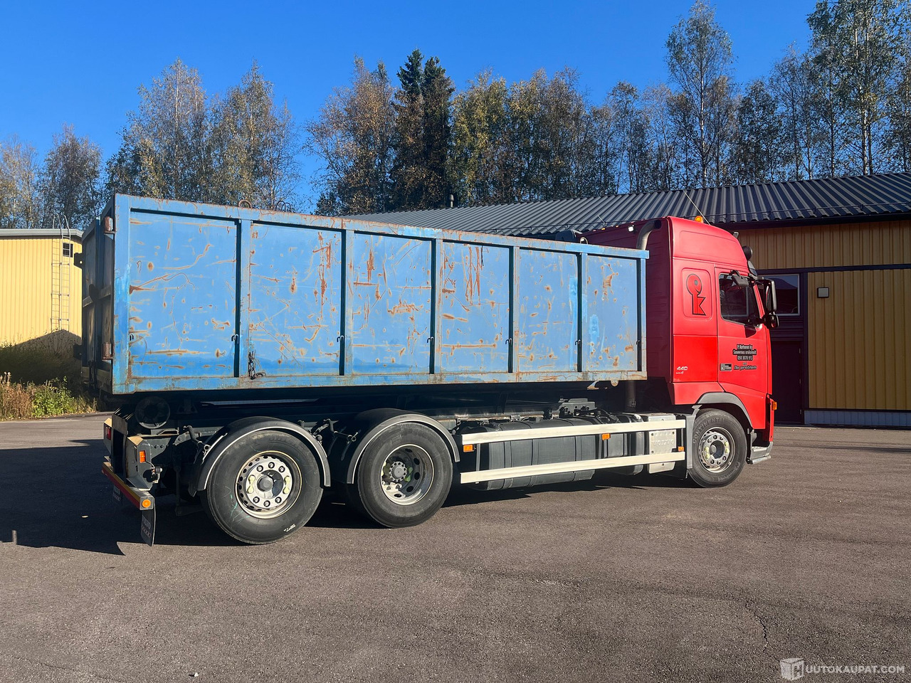 Volvo FH13 440, Koukkulava kuorma-auto, 2007, Todella siistikuntoinen, Lohja - Camion ampliroll: photos 3 Volvo FH13 440, Koukkulava kuorma-auto, 2007, Todella siistikuntoinen, Lohja - Camion ampliroll: photos 3
