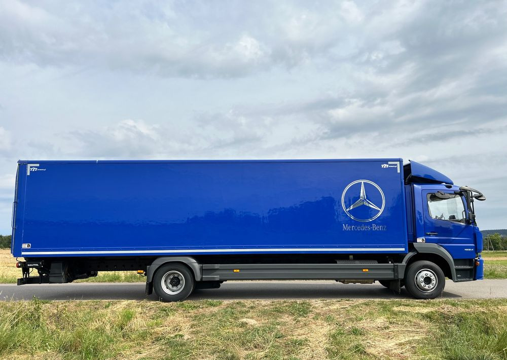 Mercedes-Benz Atego 1524 Z Niemiec 8.65m TOP 2018 Przód i tył na poduszkach 15t DMC / TOP STAN - Camion fourgon: photos 5 Mercedes-Benz Atego 1524 Z Niemiec 8.65m TOP 2018 Przód i tył na poduszkach 15t DMC / TOP STAN - Camion fourgon: photos 5