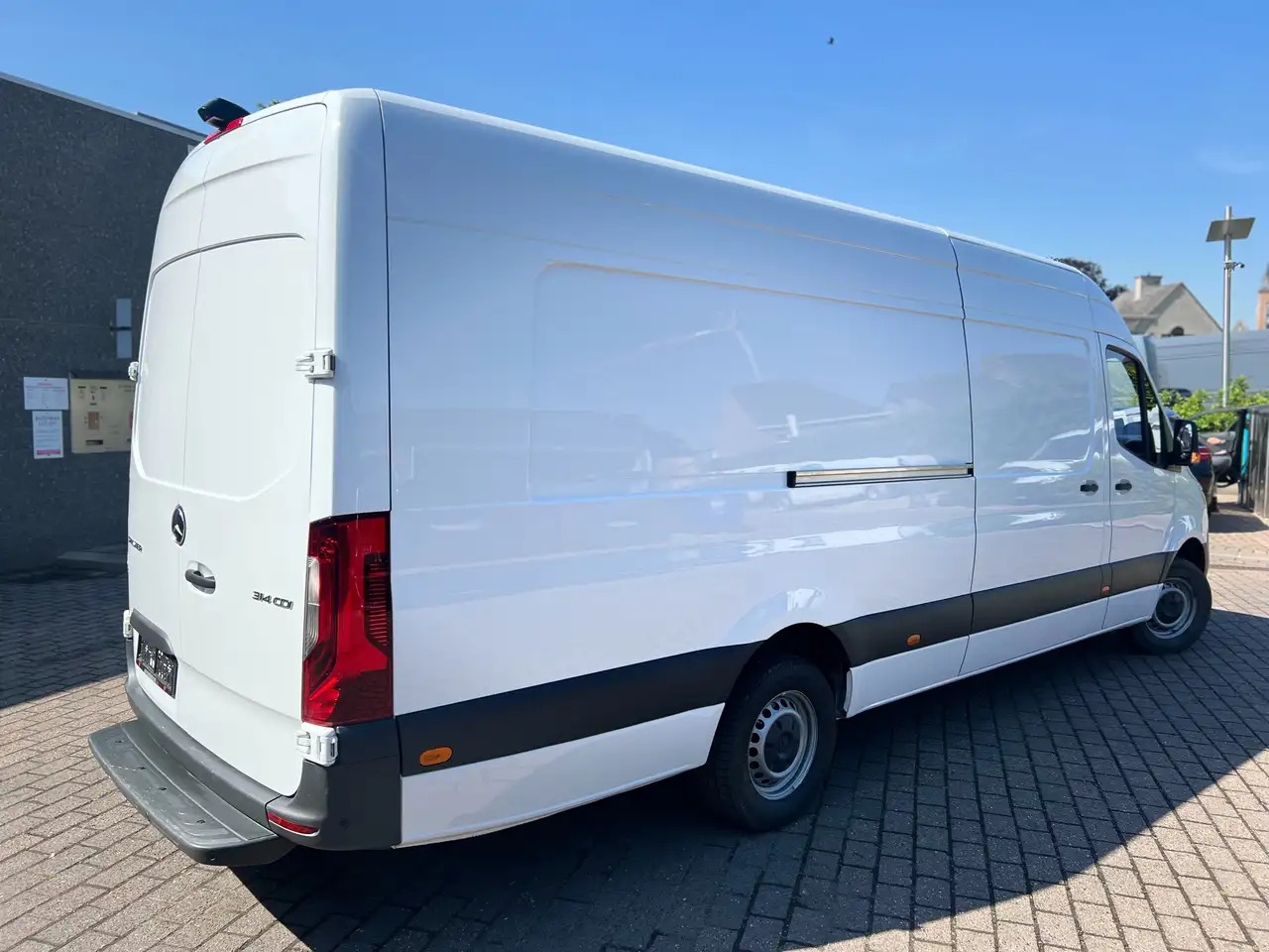 Mercedes-Benz Sprinter 314 L4H2 (31.500€ex)NAVI CAMERA 360° COMFORT - Fourgon utilitaire: photos 4 Mercedes-Benz Sprinter 314 L4H2 (31.500€ex)NAVI CAMERA 360° COMFORT - Fourgon utilitaire: photos 4
