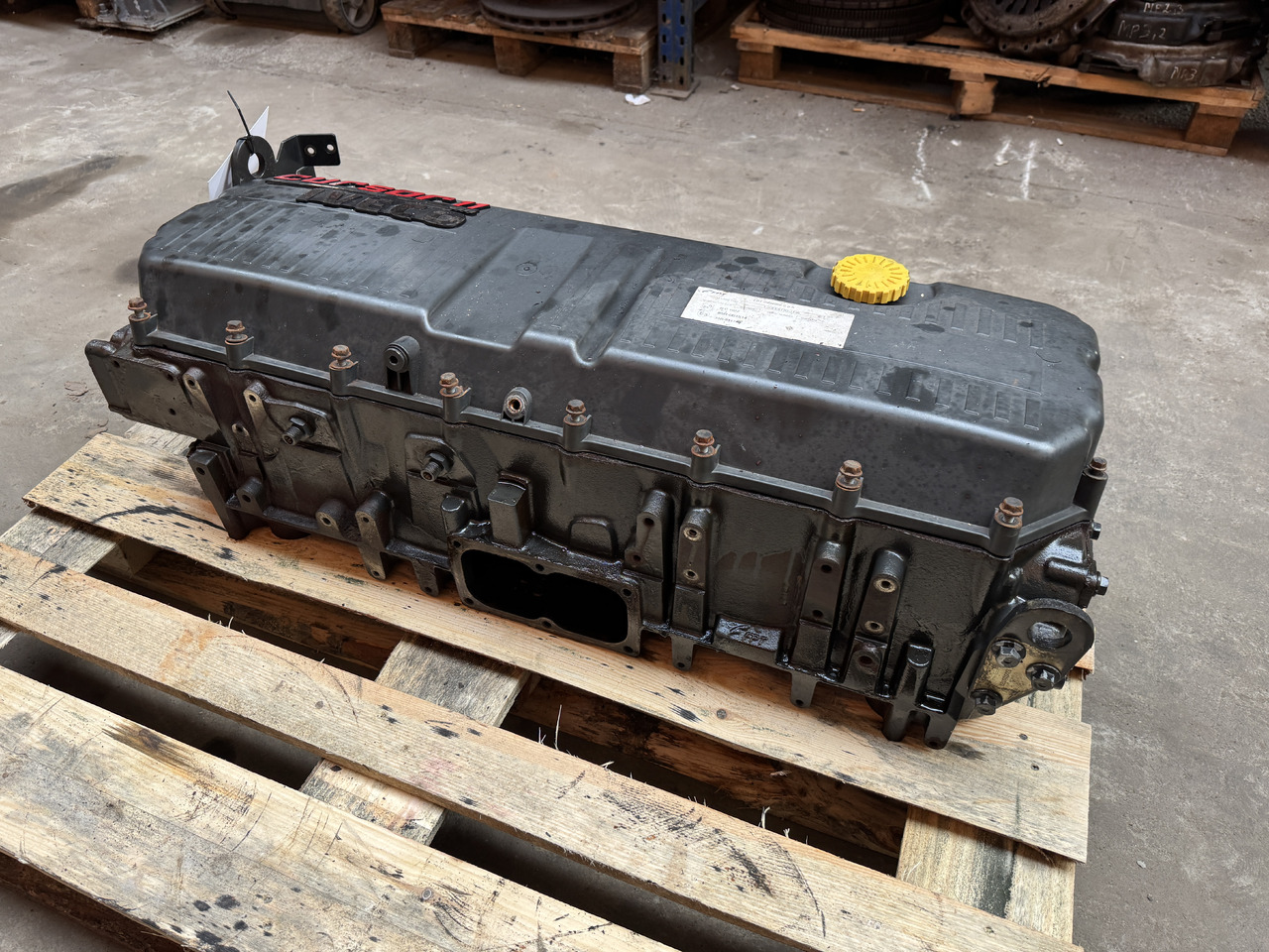 IVECO STRALIS HI-WAY E6 XP - Pièces de rechange: photos 2 IVECO STRALIS HI-WAY E6 XP - Pièces de rechange: photos 2