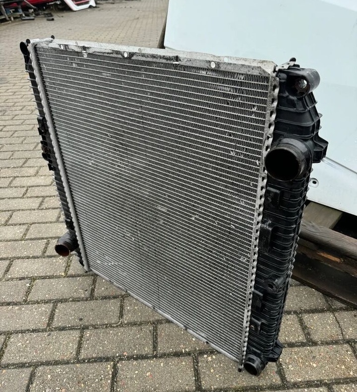 Mercedes-Benz Atego III E6 - Radiateur pour Camion: photos 3 Mercedes-Benz Atego III E6 - Radiateur pour Camion: photos 3