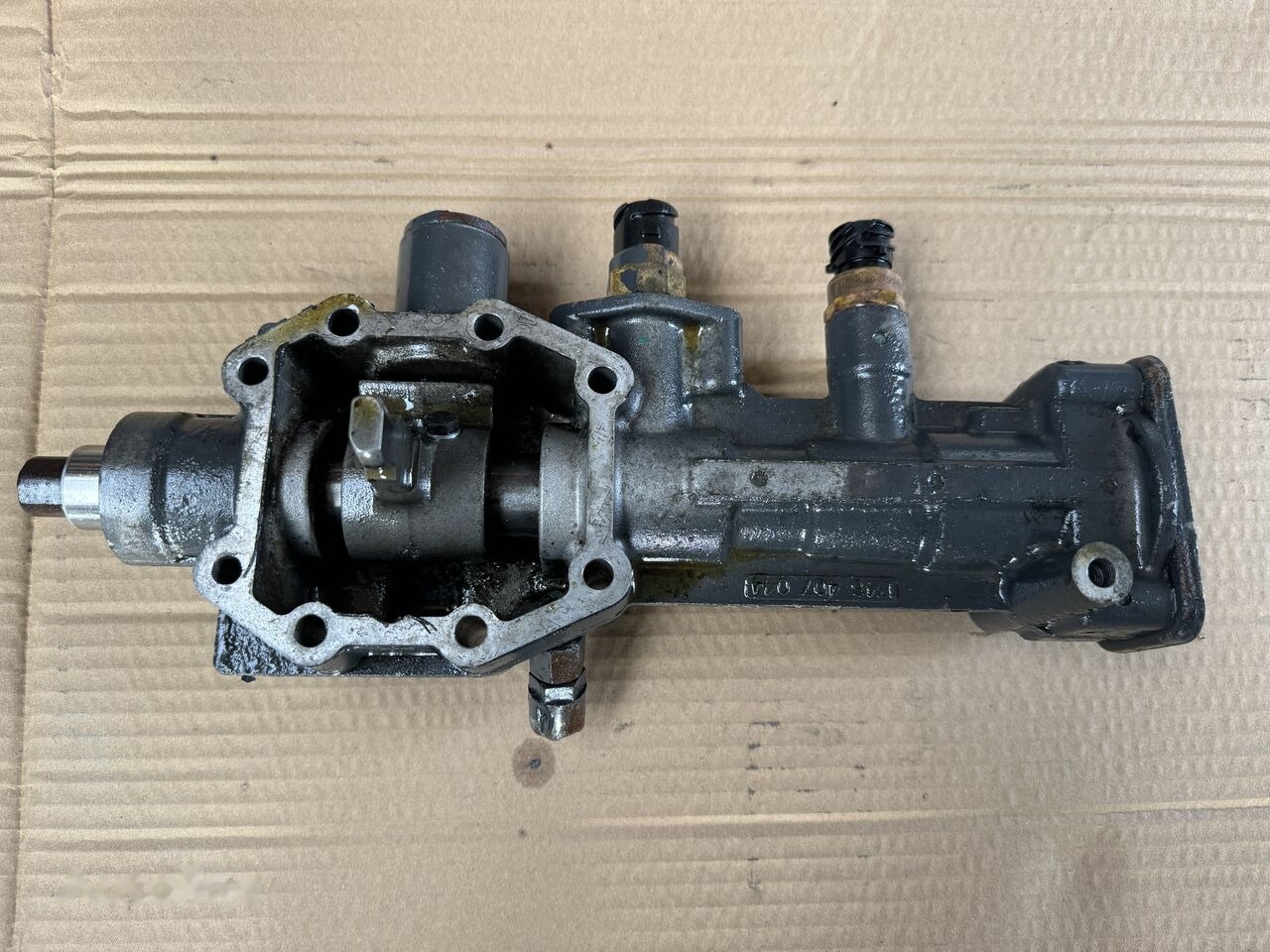 Wybierak skrzyni biegów ZF 6S 1000 Iveco Eurocargo Daf Man 1346407044 IVECO EUROCARGO - Transmission pour Camion: photos 2 Wybierak skrzyni biegów ZF 6S 1000 Iveco Eurocargo Daf Man 1346407044 IVECO EUROCARGO - Transmission pour Camion: photos 2