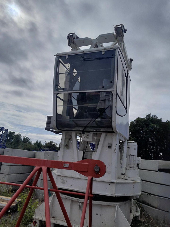 Liebherr 132EC H8 Liitronic - Grue à tour: photos 1 Liebherr 132EC H8 Liitronic - Grue à tour: photos 1