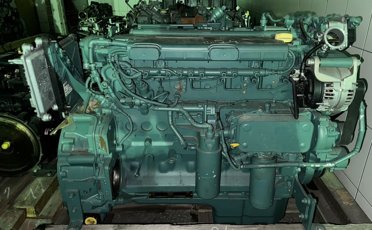 Volvo-ABG D6J Volvo D6J - Moteur pour Pelle: photos 5 Volvo-ABG D6J Volvo D6J - Moteur pour Pelle: photos 5