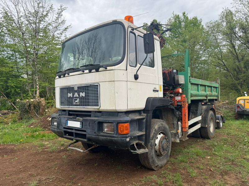 MAN 19.272 - Camion benne, Camion grue: photos 2 MAN 19.272 - Camion benne, Camion grue: photos 2