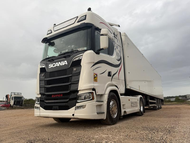 Scania S580 - Tracteur routier: photos 3 Scania S580 - Tracteur routier: photos 3
