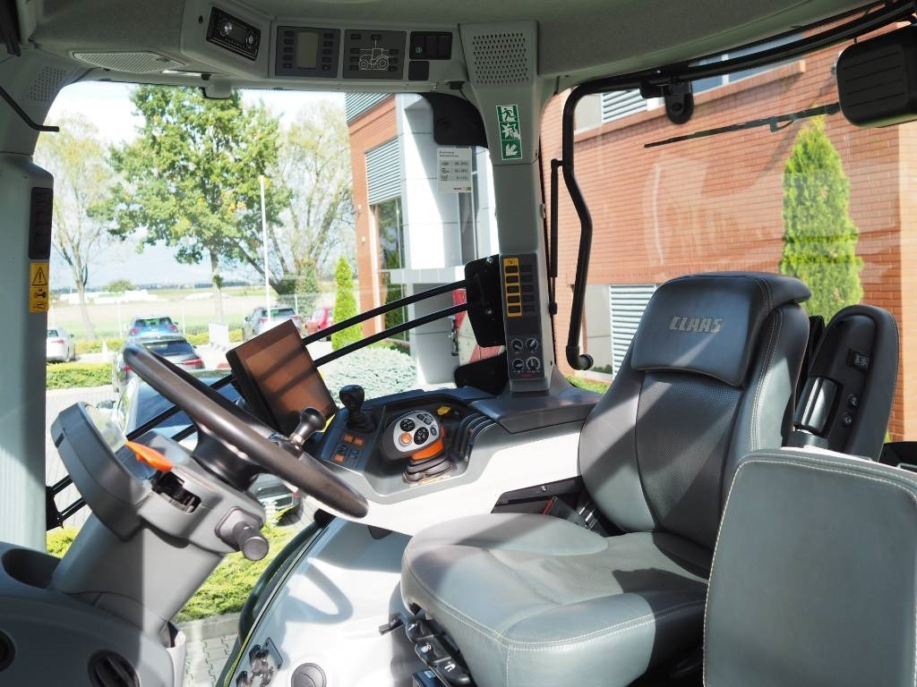 Claas Axion 810 Cmatic - Tracteur agricole: photos 5 Claas Axion 810 Cmatic - Tracteur agricole: photos 5