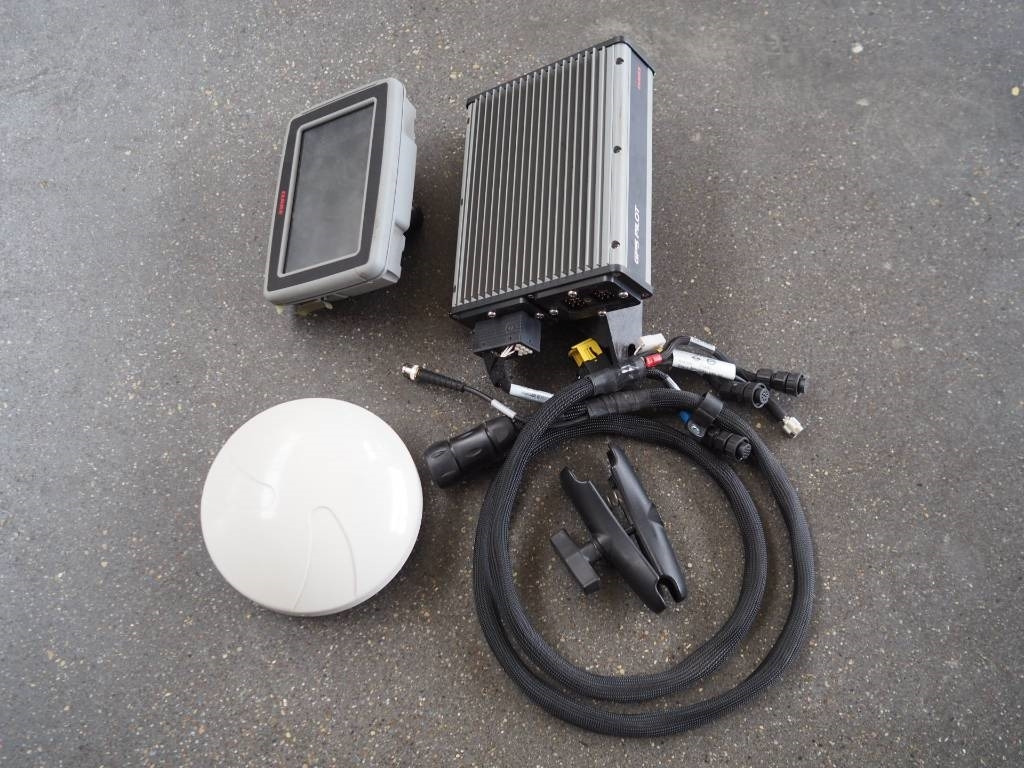 Claas - GPS S7, RTK NET - Système électrique pour Machine agricole: photos 2 Claas - GPS S7, RTK NET - Système électrique pour Machine agricole: photos 2