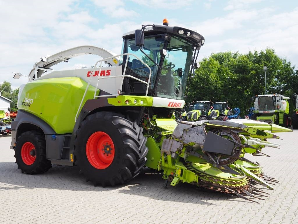 Claas Jaguar 840 + Orbis 450 - Ensileuse: photos 4 Claas Jaguar 840 + Orbis 450 - Ensileuse: photos 4