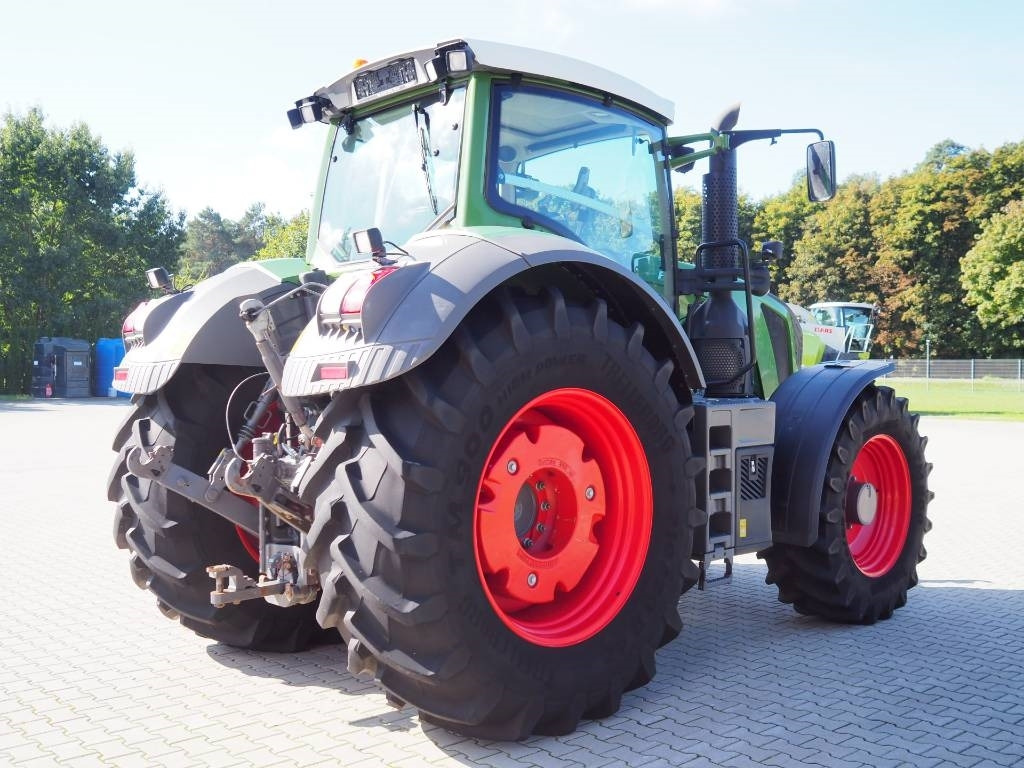 Fendt 828 Vario S4 ProfiPlus, GPS - Tracteur agricole: photos 3 Fendt 828 Vario S4 ProfiPlus, GPS - Tracteur agricole: photos 3