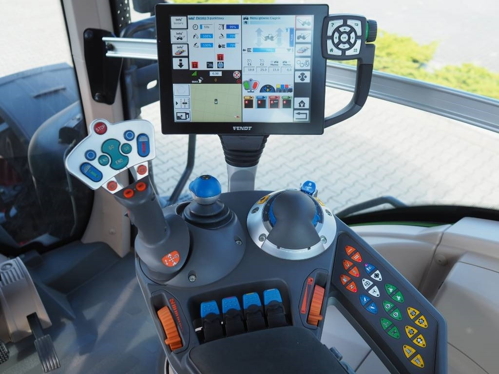 Tracteur agricole Fendt 828 Vario S4 ProfiPlus, GPS: photos 8