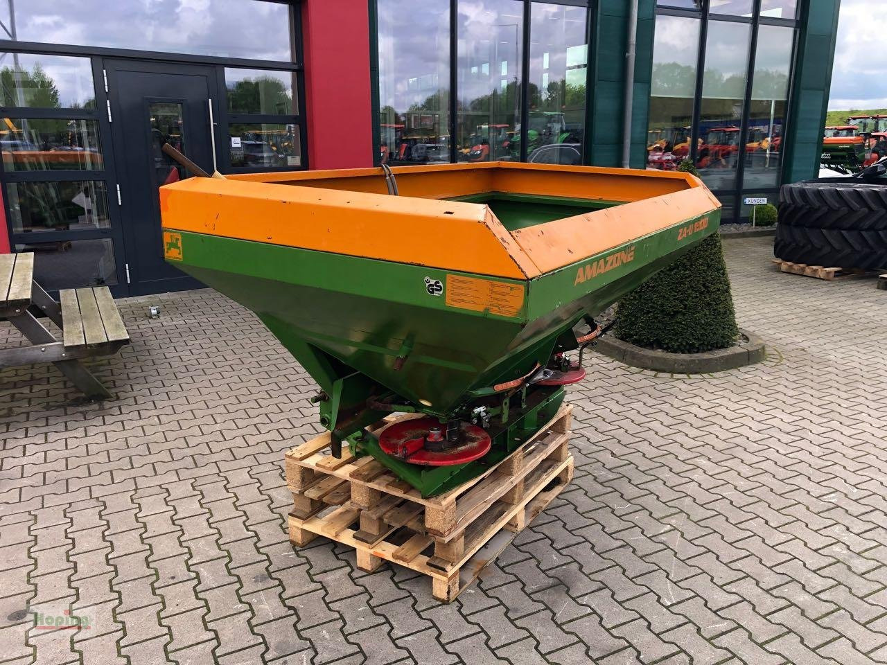 Amazone ZAU 1500 - Distributeur d'engrais: photos 2 Amazone ZAU 1500 - Distributeur d'engrais: photos 2