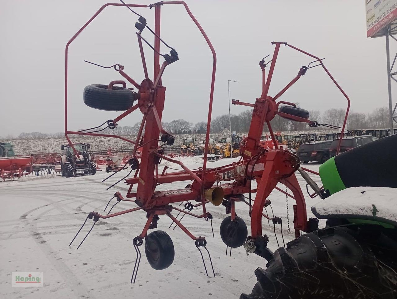 Fella TH 520 D Hydro - Faneuse: photos 2 Fella TH 520 D Hydro - Faneuse: photos 2