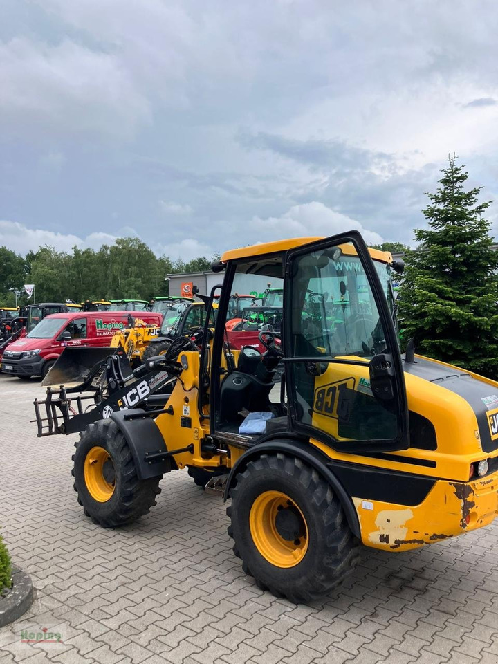 JCB 407 - Chargeuse sur pneus: photos 3 JCB 407 - Chargeuse sur pneus: photos 3