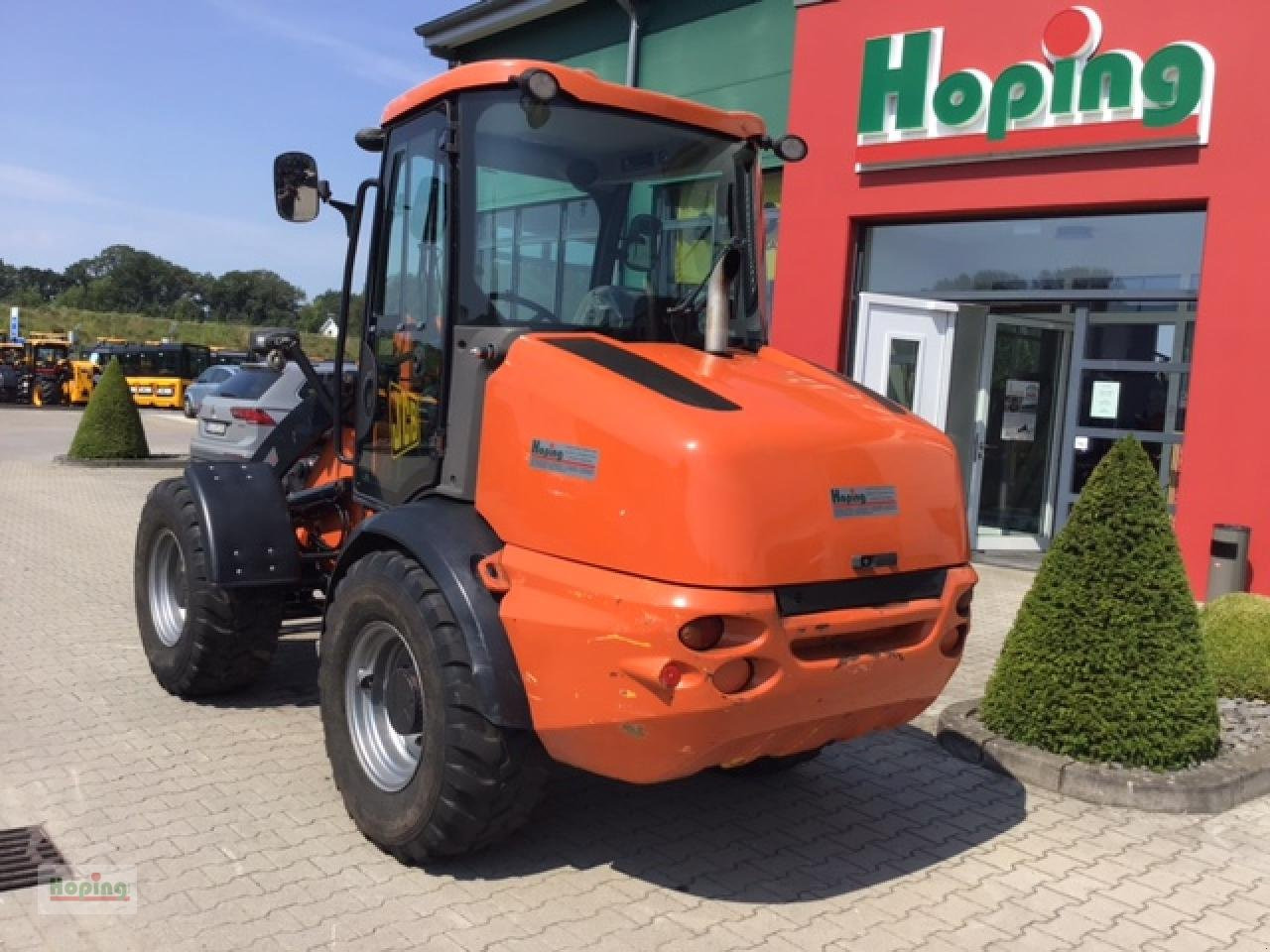 Chargeuse sur pneus JCB 409: photos 9