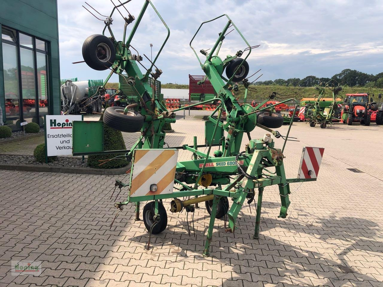 Stoll Speed 680 Hydro - Faneuse: photos 3 Stoll Speed 680 Hydro - Faneuse: photos 3