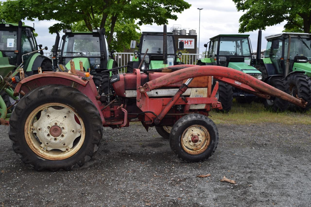 Case-IH 383 - Tracteur agricole: photos 1 Case-IH 383 - Tracteur agricole: photos 1