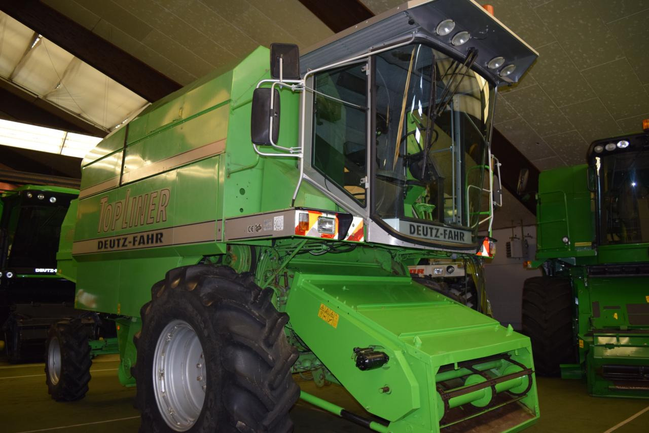 Deutz-Fahr 4075 H TopL. - Moissonneuse-batteuse: photos 4 Deutz-Fahr 4075 H TopL. - Moissonneuse-batteuse: photos 4