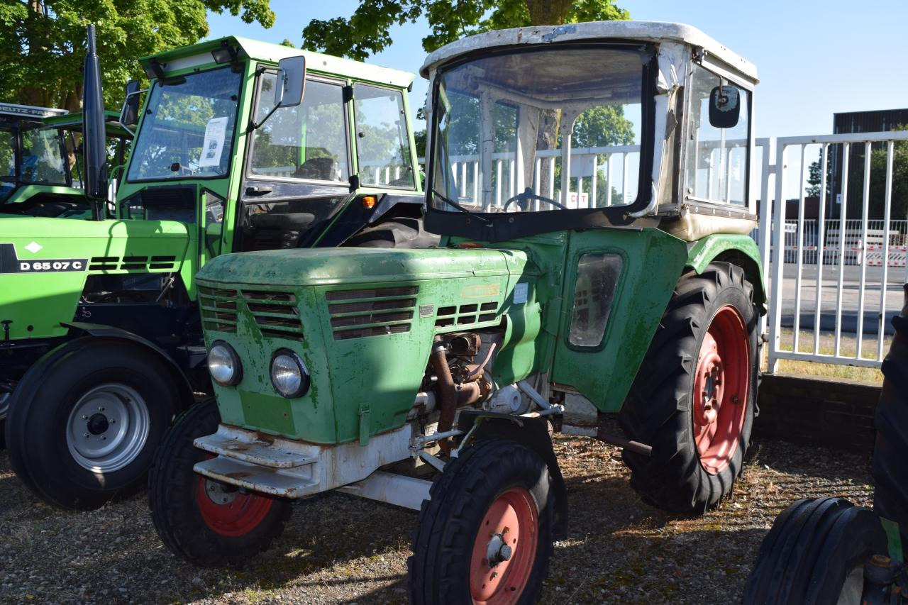 Deutz-Fahr D4006 - Tracteur agricole: photos 1 Deutz-Fahr D4006 - Tracteur agricole: photos 1