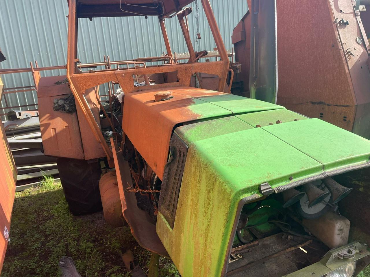 Deutz-Fahr DX 6.10 *zur Teileverwertung* - Tracteur agricole: photos 2 Deutz-Fahr DX 6.10 *zur Teileverwertung* - Tracteur agricole: photos 2