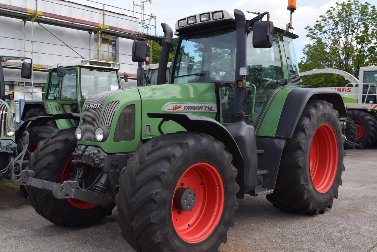 Fendt 714 Vario - Tracteur agricole: photos 3 Fendt 714 Vario - Tracteur agricole: photos 3