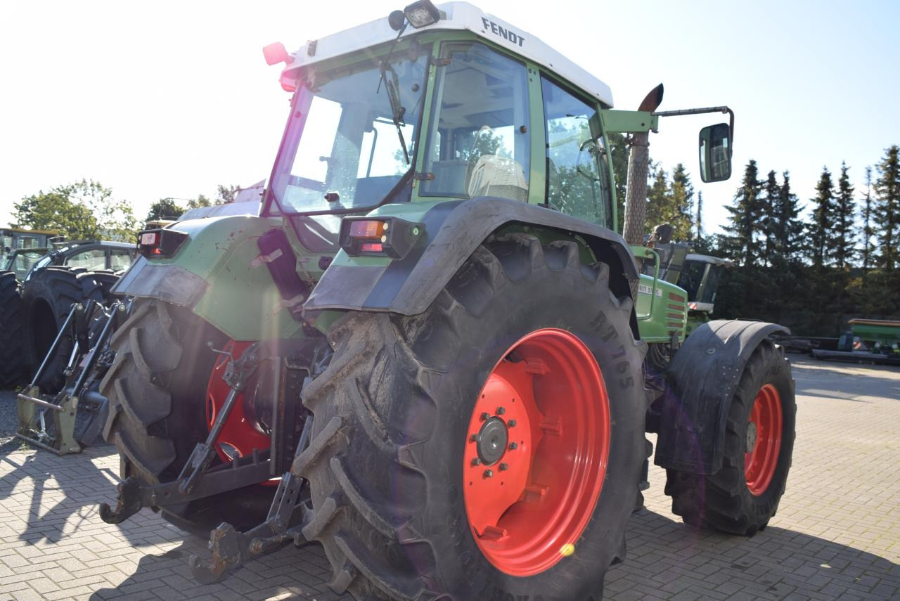 Fendt Favorit 512 - Tracteur agricole: photos 4 Fendt Favorit 512 - Tracteur agricole: photos 4