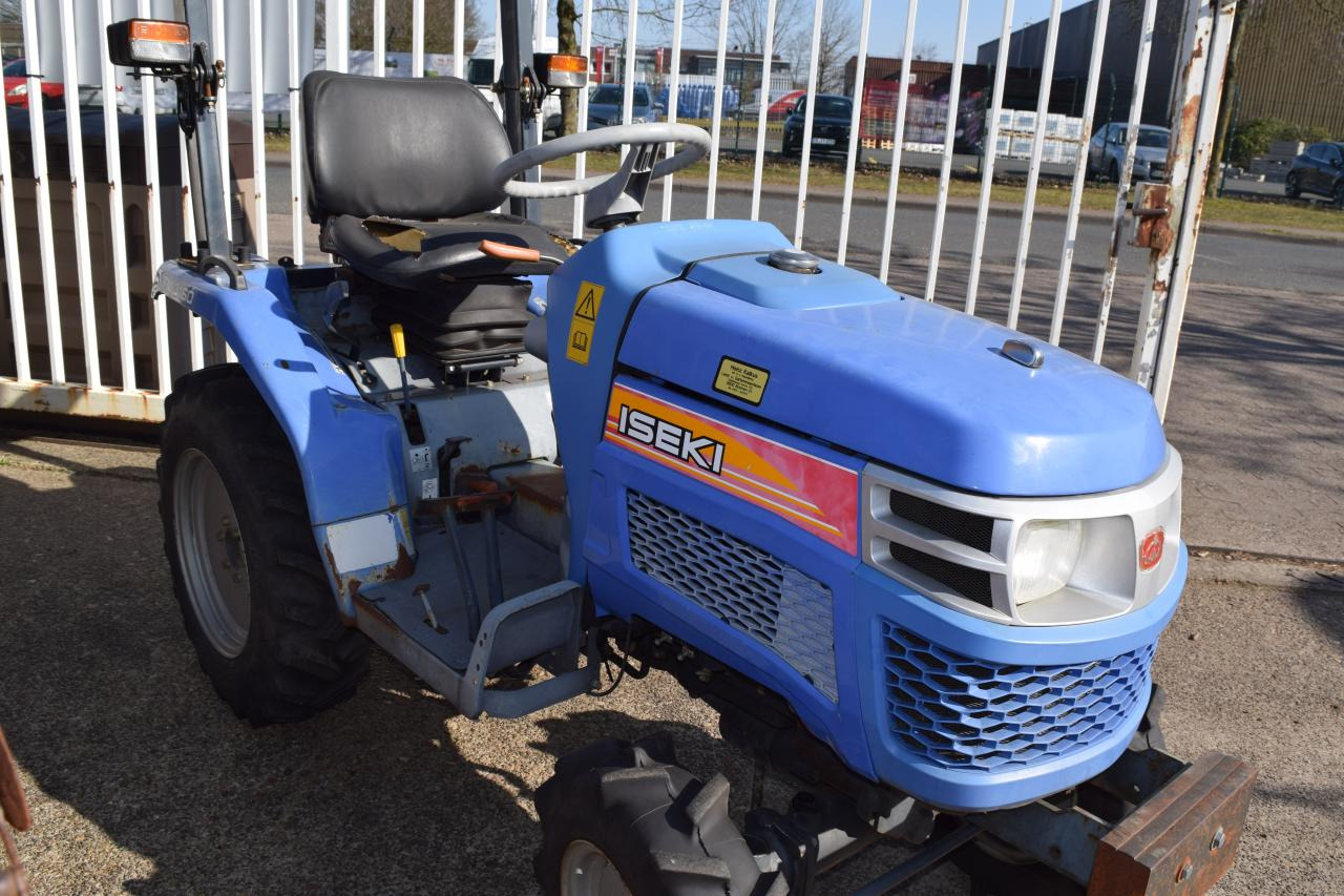 Iseki TM 3160 - Tracteur enjambeur: photos 4 Iseki TM 3160 - Tracteur enjambeur: photos 4