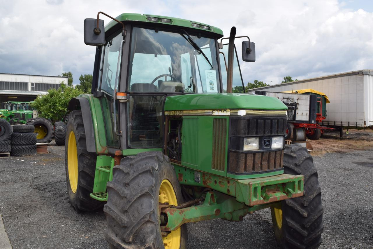 John Deere 6100 - Tracteur agricole: photos 4 John Deere 6100 - Tracteur agricole: photos 4