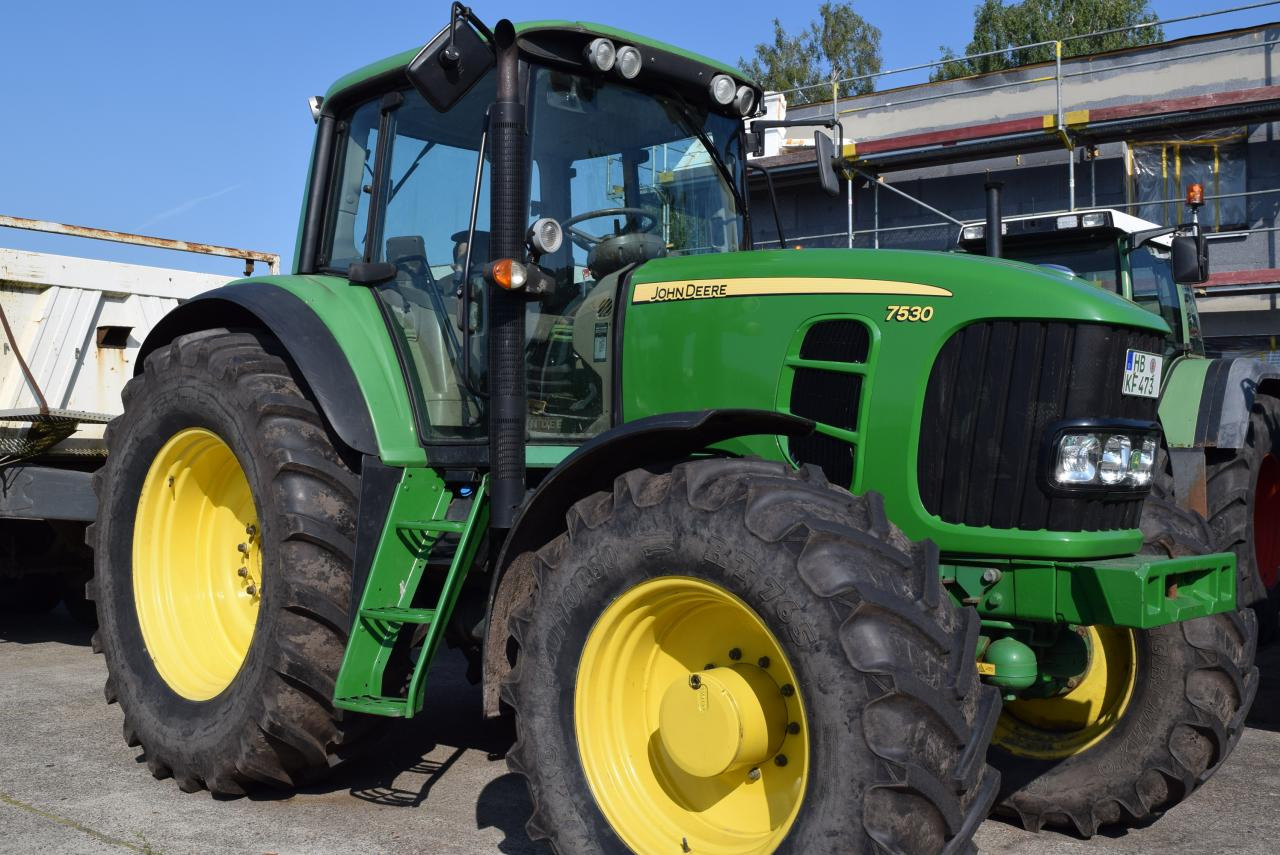 John Deere 7530 Premium - Tracteur agricole: photos 2 John Deere 7530 Premium - Tracteur agricole: photos 2