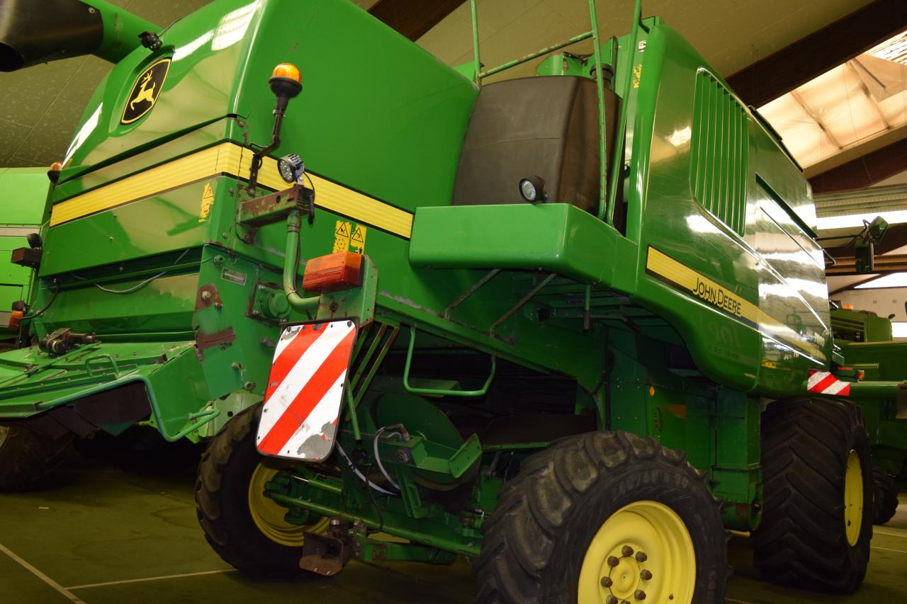 John Deere T 660 HM - Moissonneuse-batteuse: photos 4 John Deere T 660 HM - Moissonneuse-batteuse: photos 4