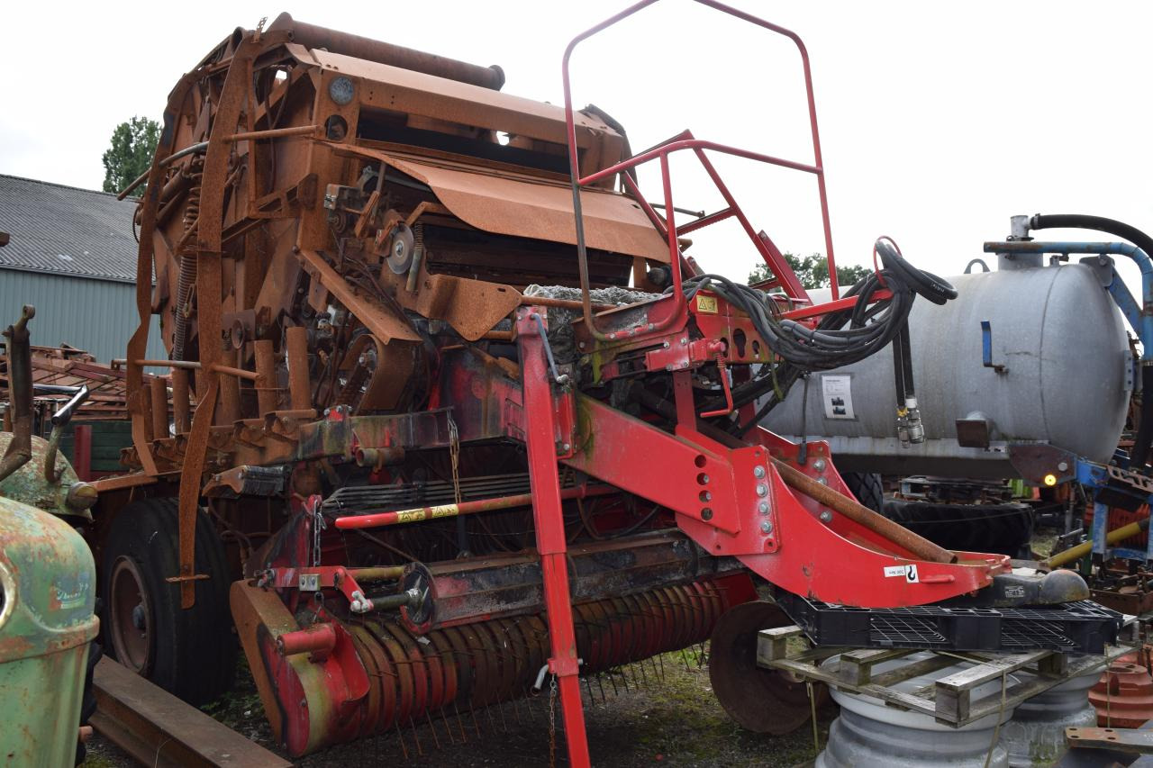 Lely Welger *zur Teileverwertung* - Presse à balles rondes: photos 1 Lely Welger *zur Teileverwertung* - Presse à balles rondes: photos 1