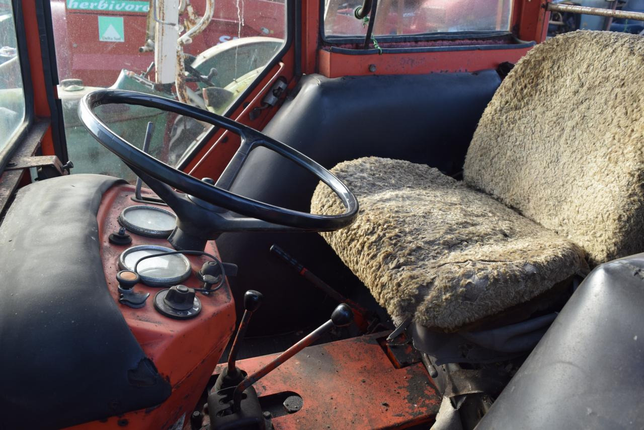 Renault 651 - Tracteur agricole: photos 4 Renault 651 - Tracteur agricole: photos 4