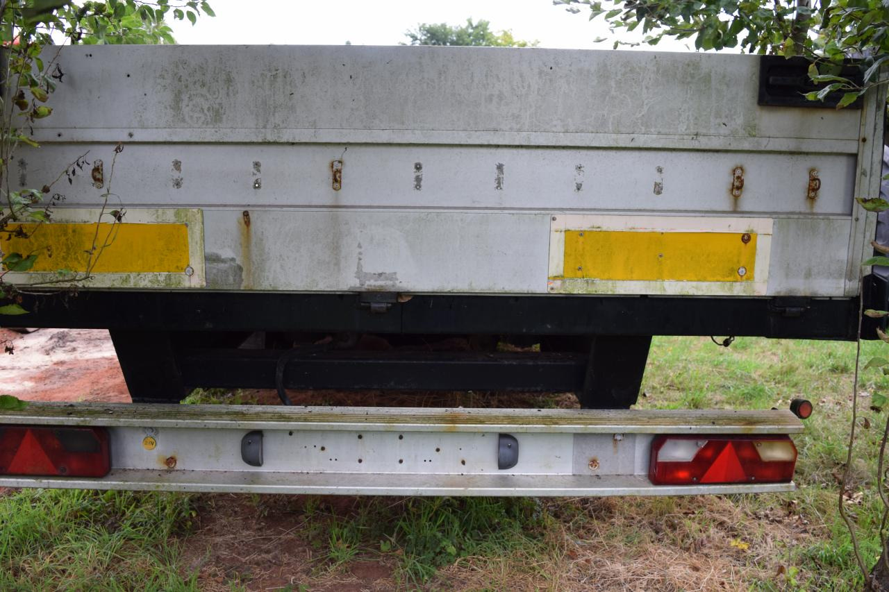 Wielton PTS 34.100 - Remorque rideaux coulissants: photos 5 Wielton PTS 34.100 - Remorque rideaux coulissants: photos 5