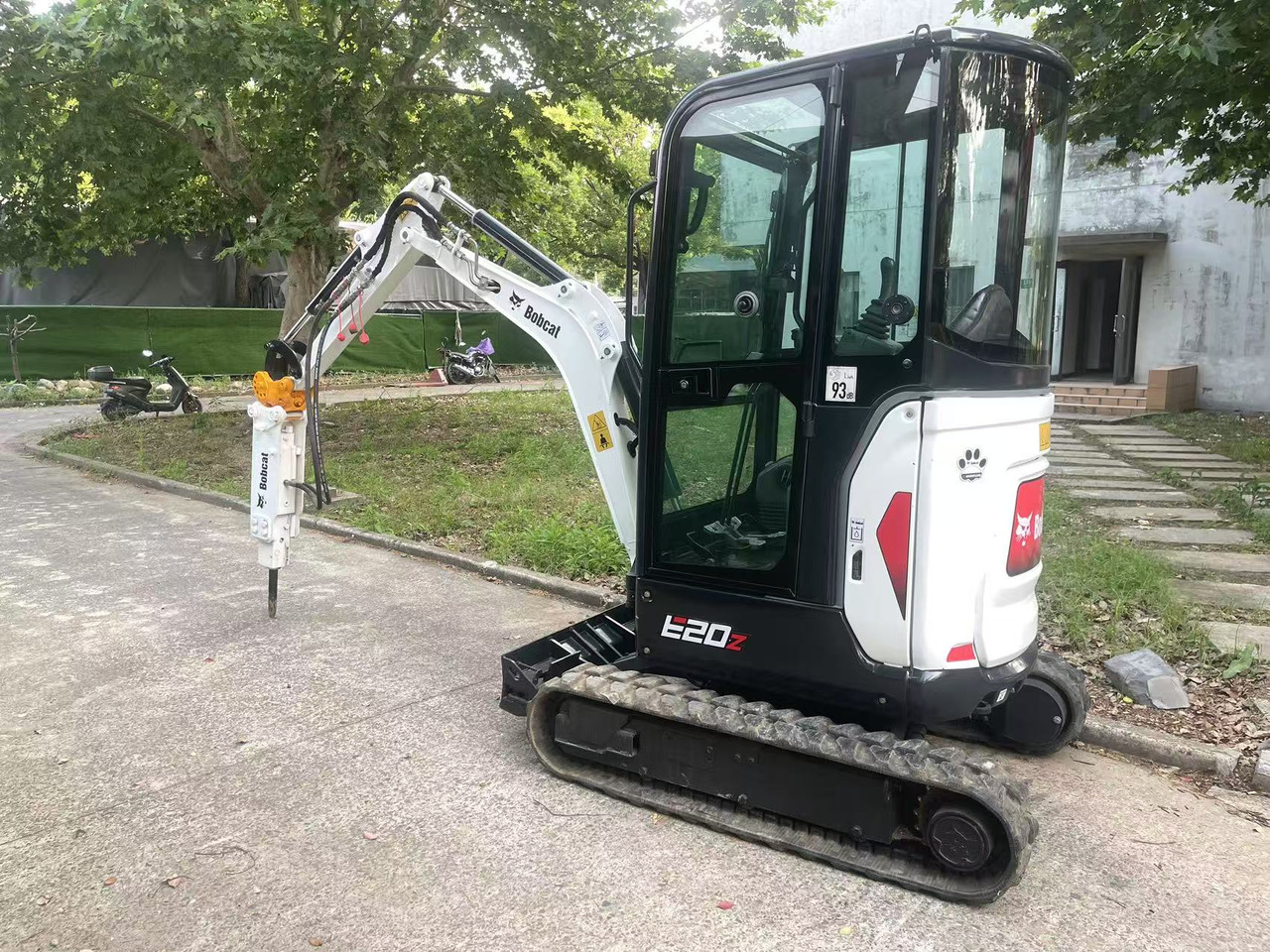 BOBCAT E20Z - Mini pelle: photos 1 BOBCAT E20Z - Mini pelle: photos 1