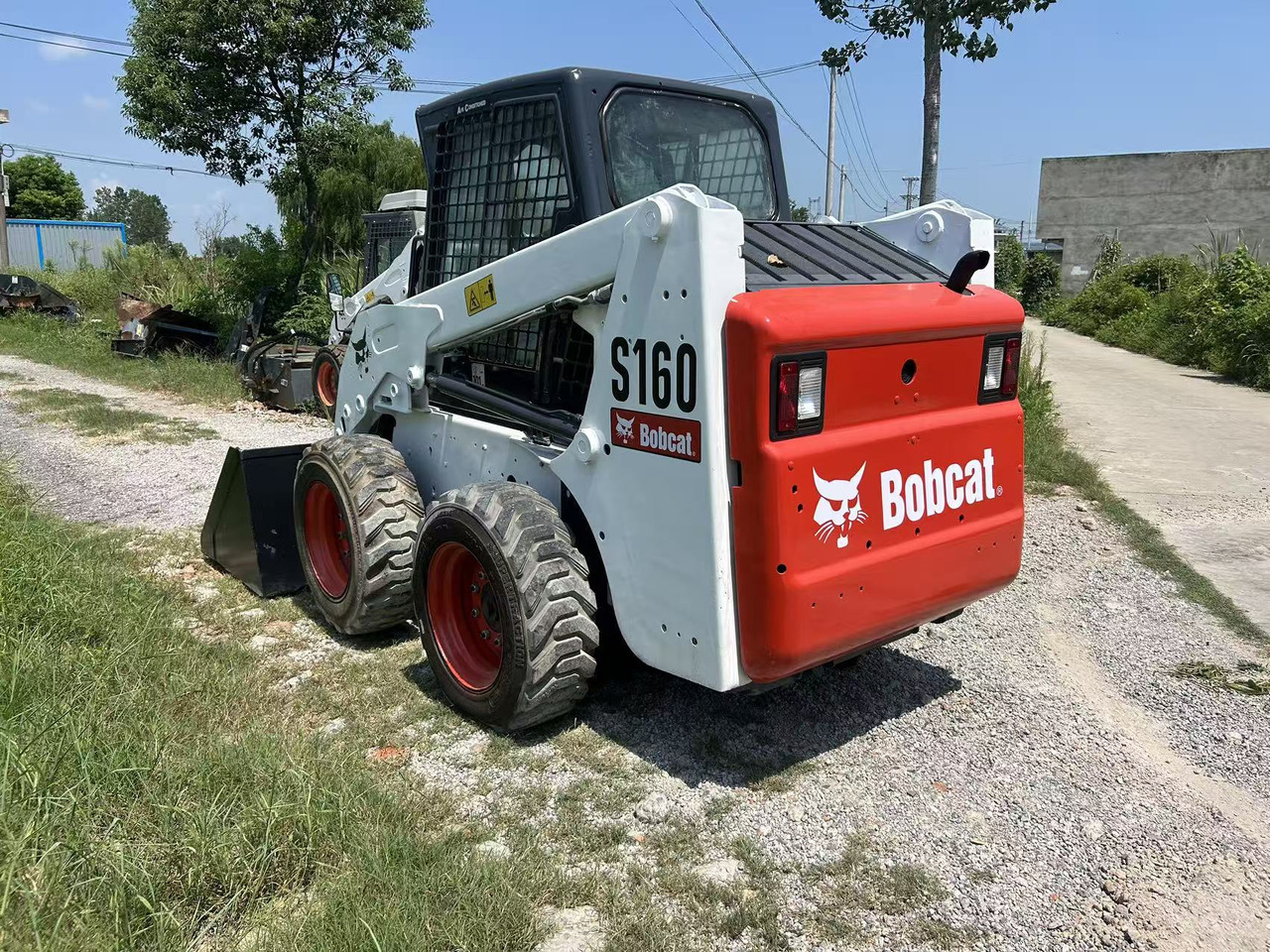 BOBCAT S160 - Mini chargeuse: photos 4 BOBCAT S160 - Mini chargeuse: photos 4