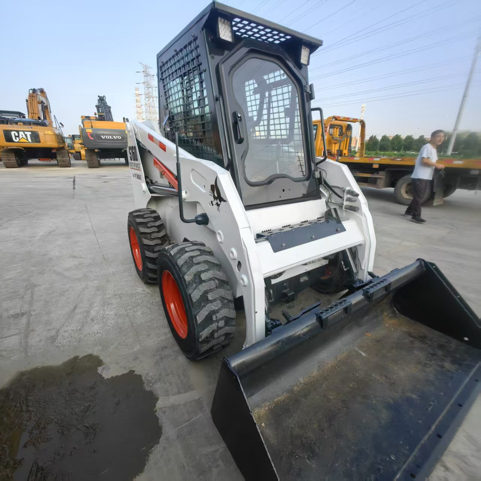 Bobcat S160 - Mini chargeuse: photos 3 Bobcat S160 - Mini chargeuse: photos 3