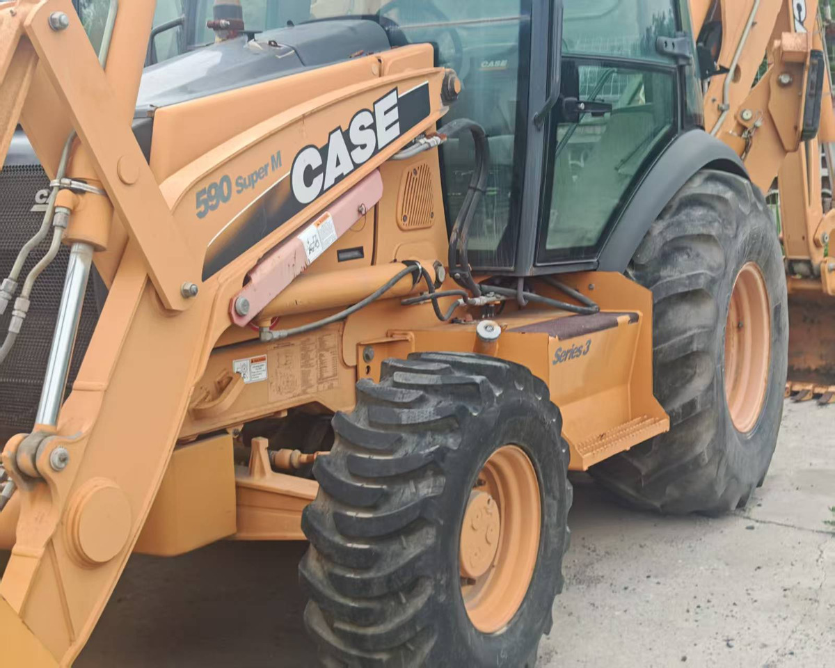 CASE 590 - Tractopelle: photos 5 CASE 590 - Tractopelle: photos 5