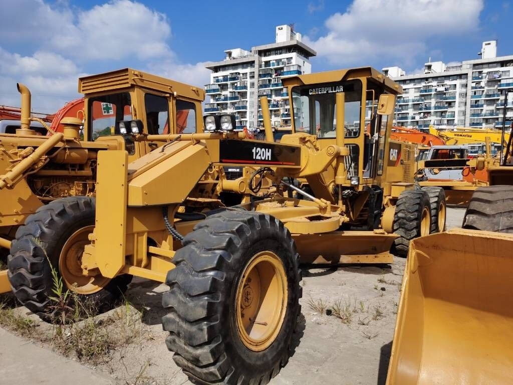 Caterpillar 120 H - Niveleuse: photos 4 Caterpillar 120 H - Niveleuse: photos 4