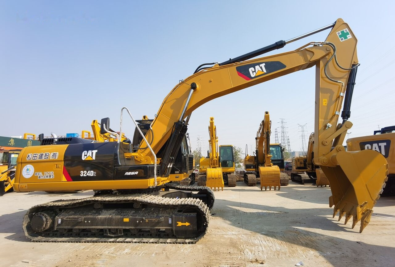 Caterpillar 324D2 - Pelle sur chenille: photos 1 Caterpillar 324D2 - Pelle sur chenille: photos 1
